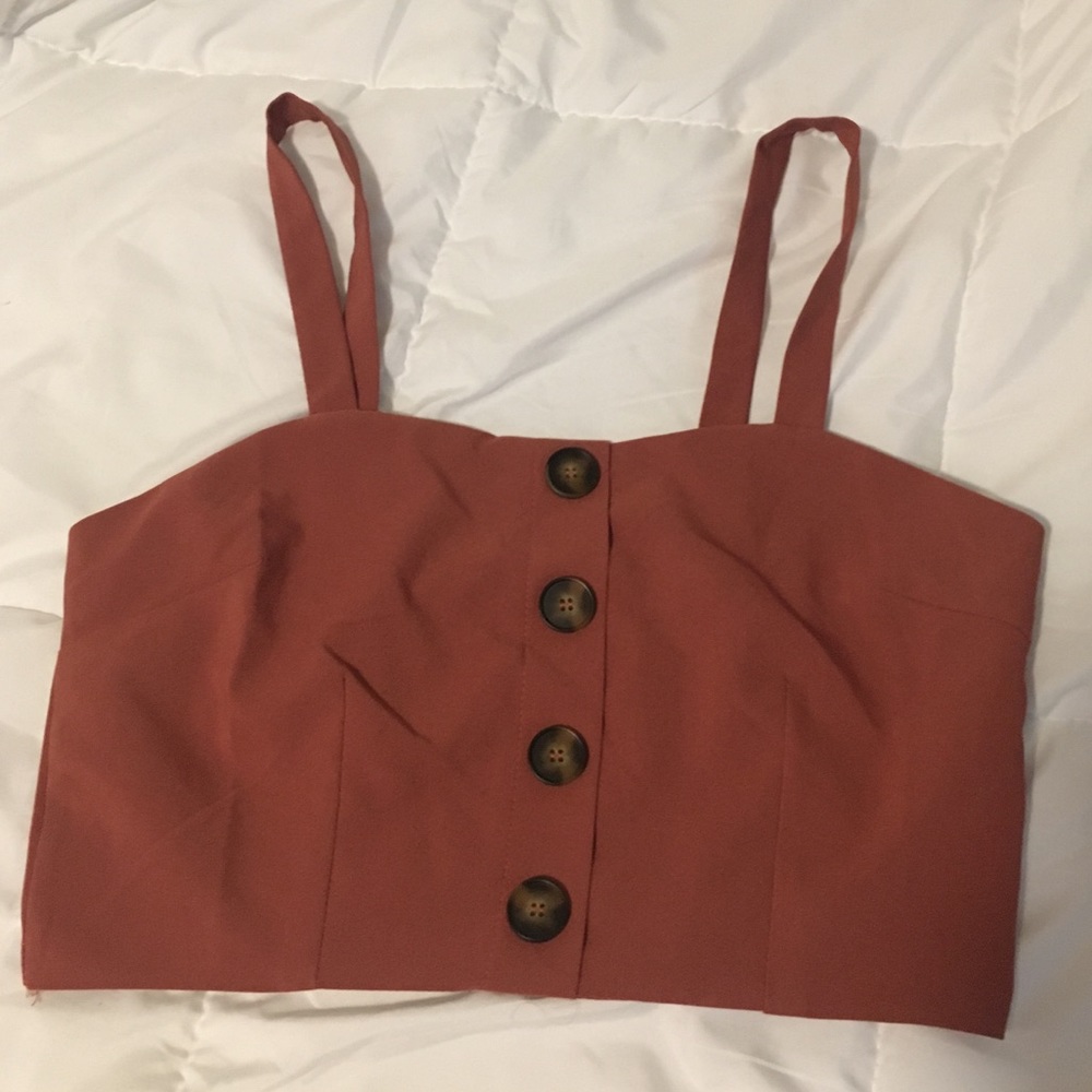 crop top